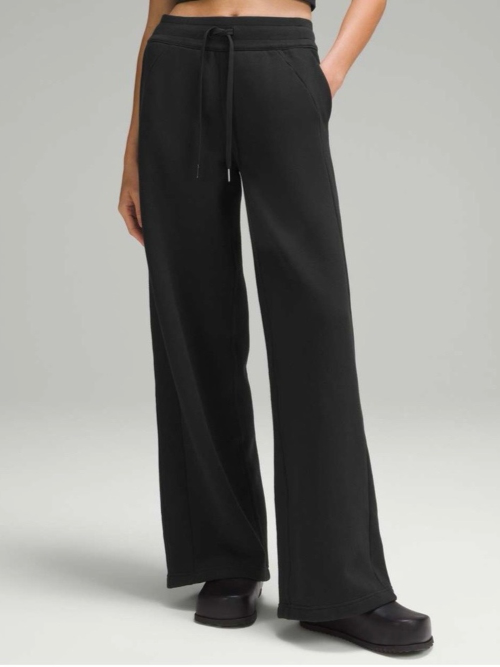 Lululemon Scuba Mid-Rise Wide-Leg Pant *29” Black
